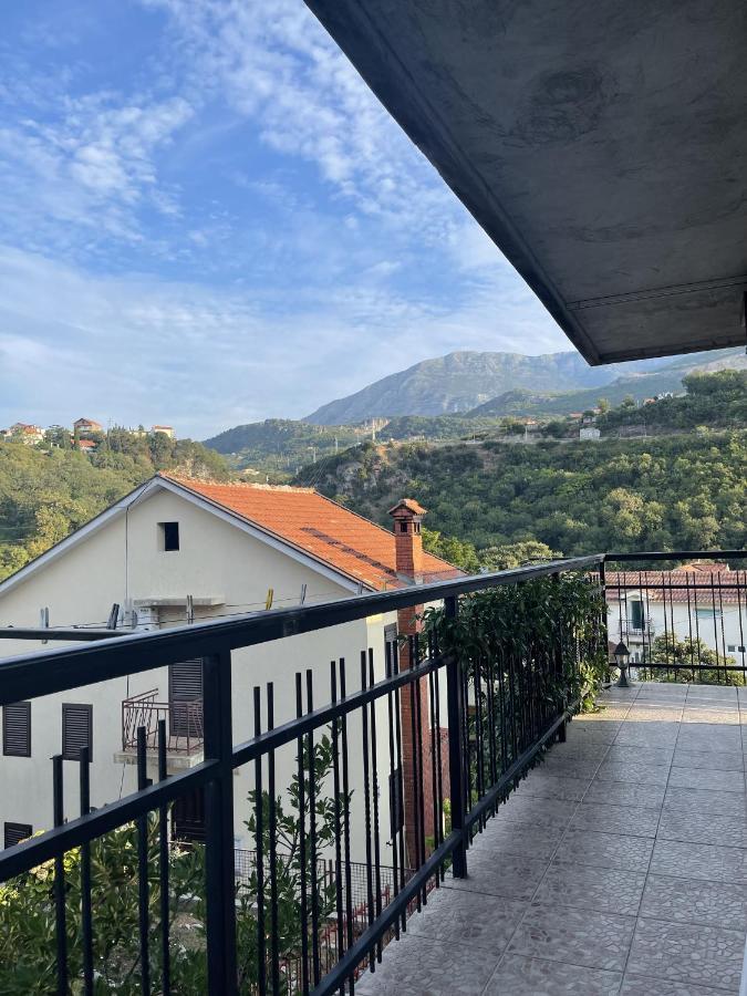 Apartmani Cirovic Luxury تْشيرسيك نوفي المظهر الخارجي الصورة